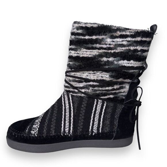 Toms Nepal Yarn Winter Suede Boots Black / Grey 770615 Women's 8.5 - Picture 6 of 11
